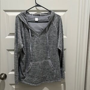 St. John's Bay Heather Gray V-Neck Women's Sweater hooded